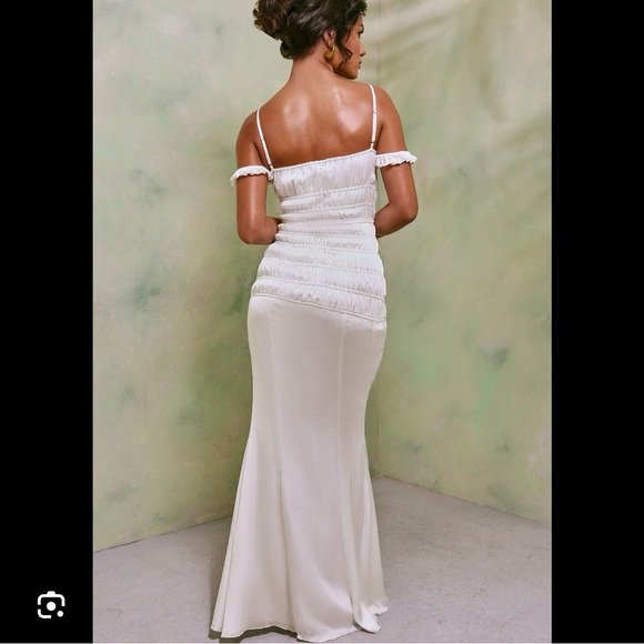 Oh Polly Dresses and Lounge Set - Picture 3 of 8